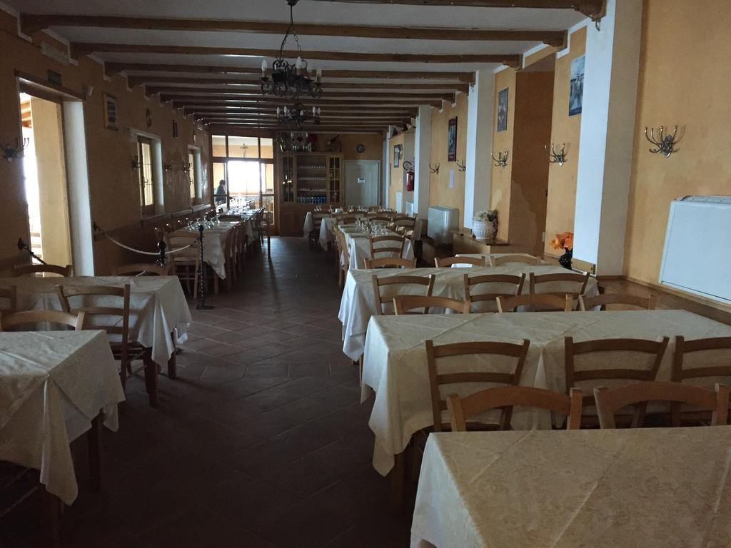 Hotel Vallefura بيسكوكوستانزو المظهر الخارجي الصورة