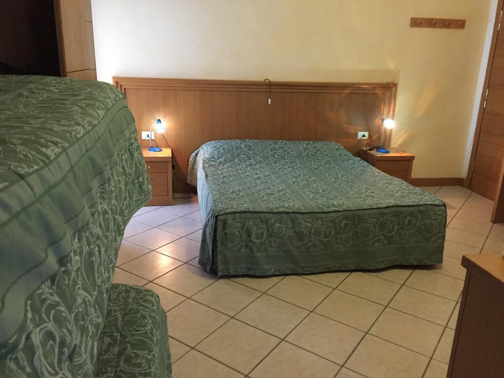 Hotel Vallefura بيسكوكوستانزو المظهر الخارجي الصورة