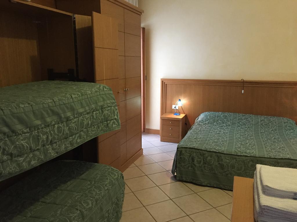 Hotel Vallefura بيسكوكوستانزو المظهر الخارجي الصورة