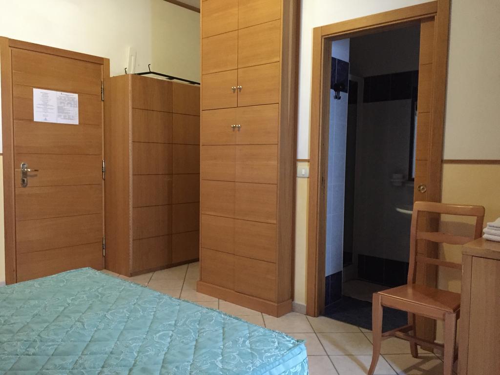 Hotel Vallefura بيسكوكوستانزو المظهر الخارجي الصورة